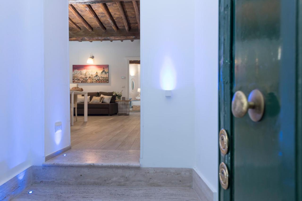 Chiavari Delux In Campo De Fiori Apartment Rom